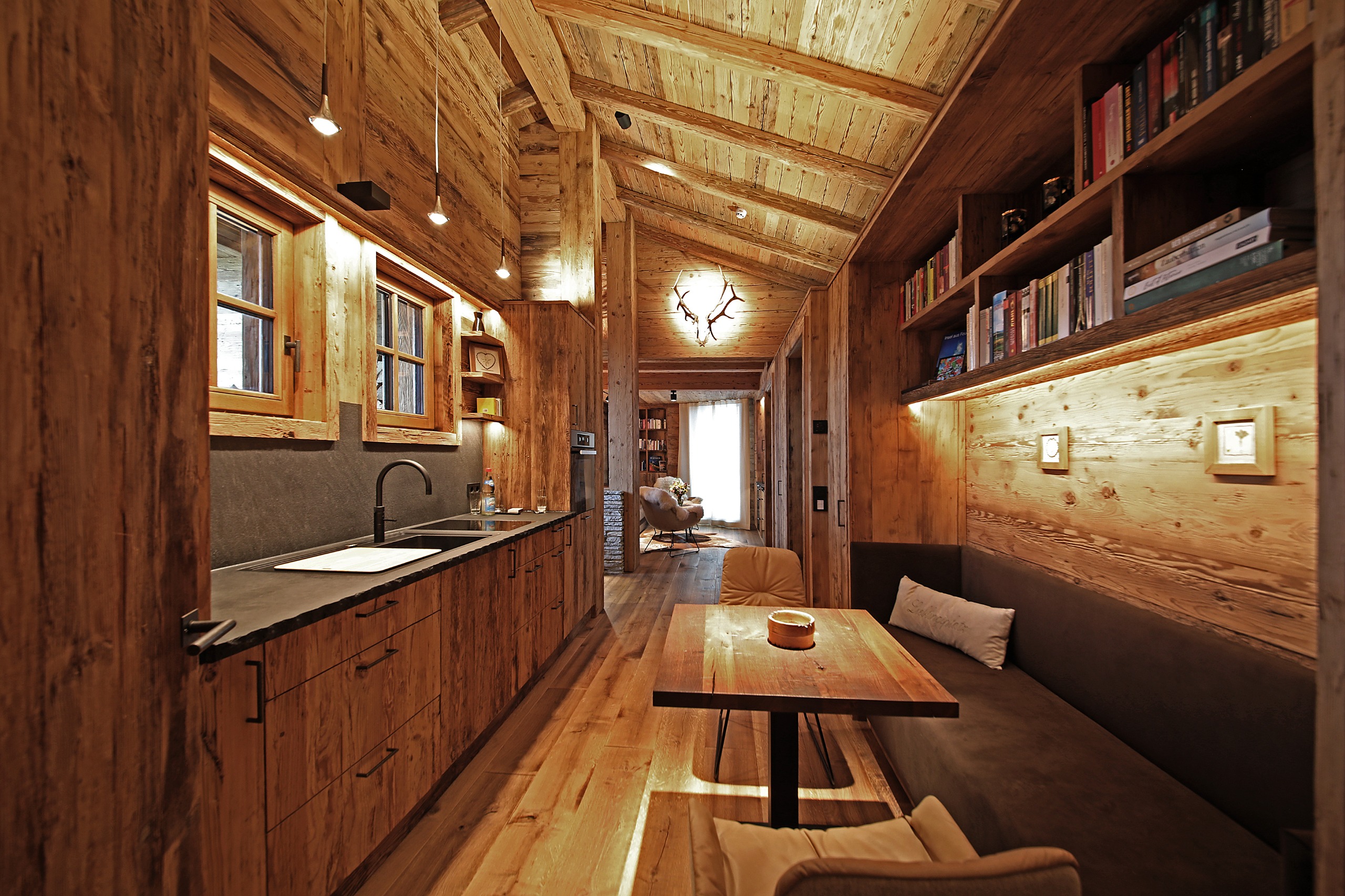 Chalet-O Interior